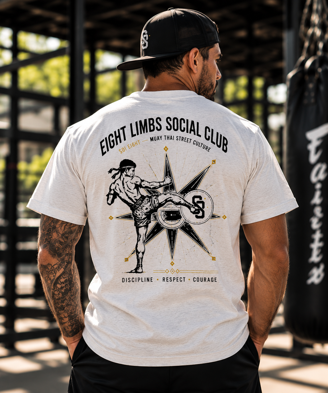 SOI EIGHT Eight Limbs Tee in Heather Grey – Rückansicht mit Muay Thai Backprint